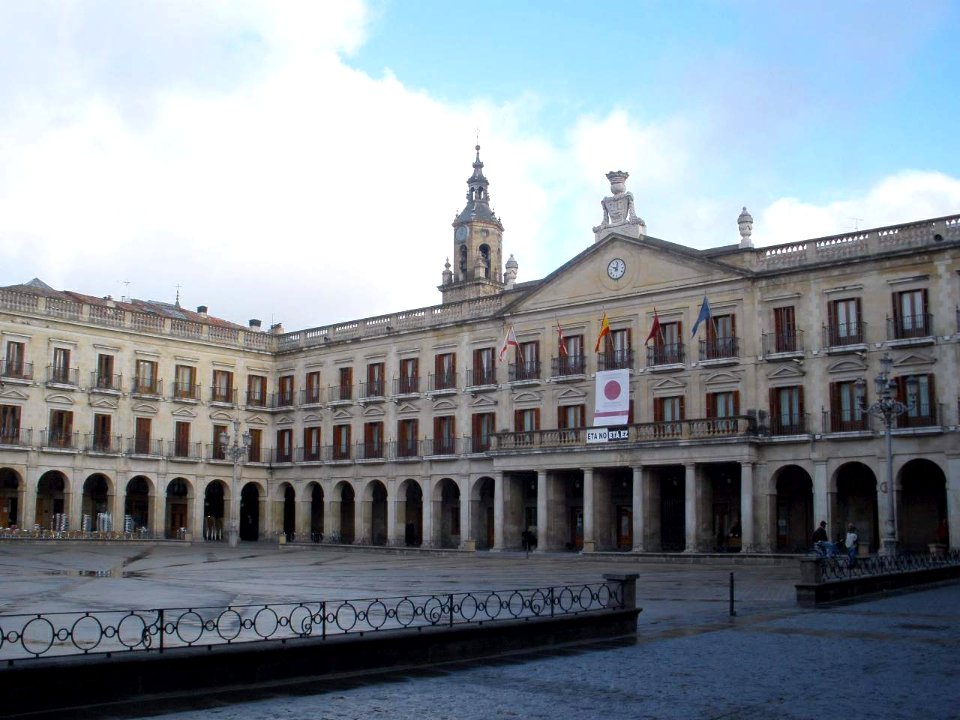 Vitoria - Plaza Nueva 14