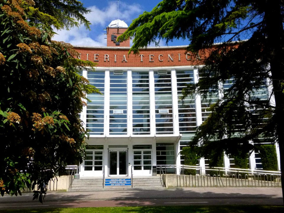 Vitoria - Escuela de Ingeniería Técnica Industrial (UPV-EHU) 2