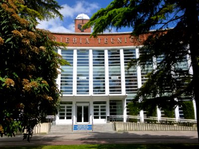 Vitoria - Escuela de Ingeniería Técnica Industrial (UPV-EHU) 2