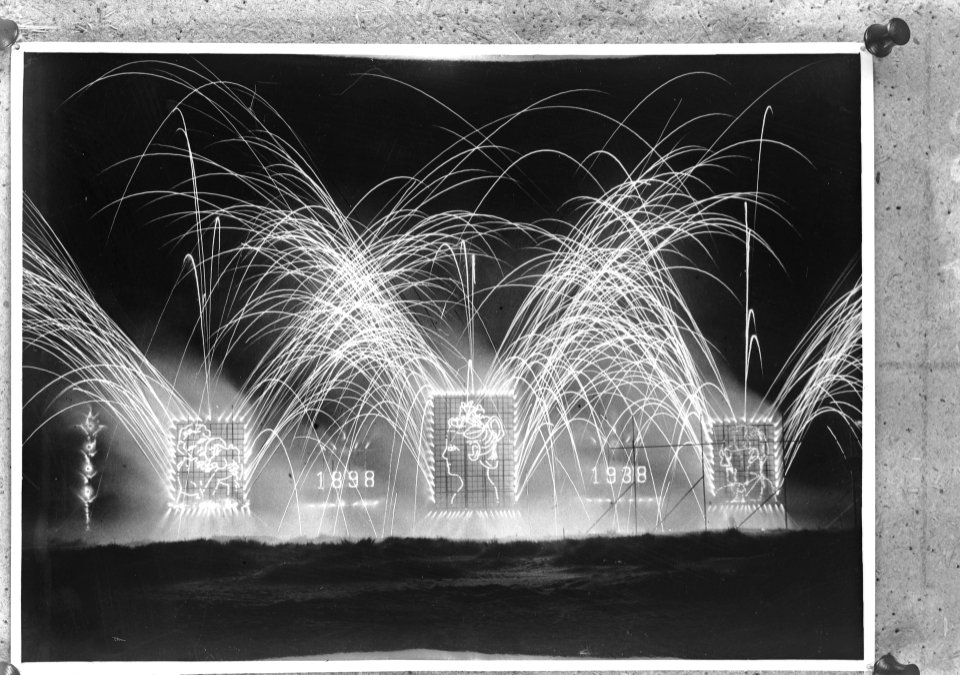 Vuurwerk, Bestanddeelnr 901-4060