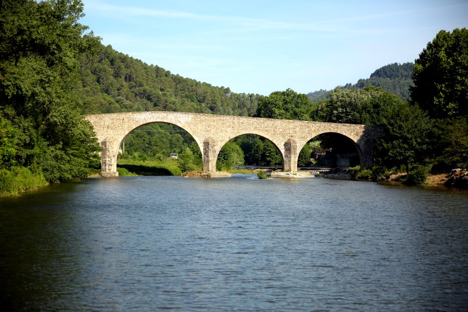 Vue sur le Vieux Pont de Saint Jean-du-Gard