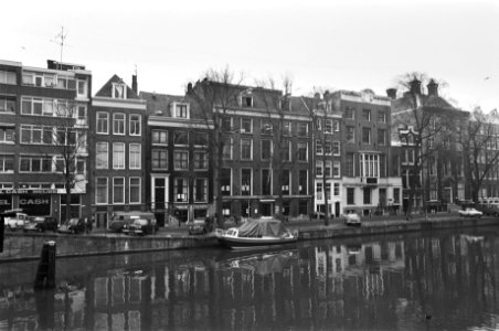 Vrouwenhuis Nieuwe Herengracht Amsterdam (exterieur), opdracht Studentenkrant, Bestanddeelnr 928-4699
