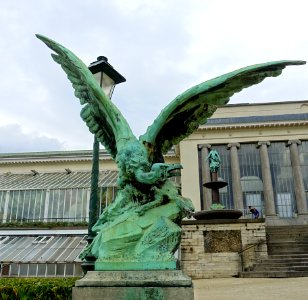 Vulture by Alfred Crick - Botanical Garden of Brussels - Brussels, Belgium -DSC06755