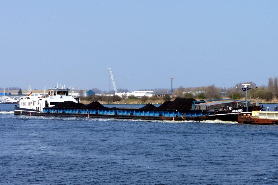 Vulcano, ENI 02325967, Noordzeekanaal, Port of Amsterdam, pic3