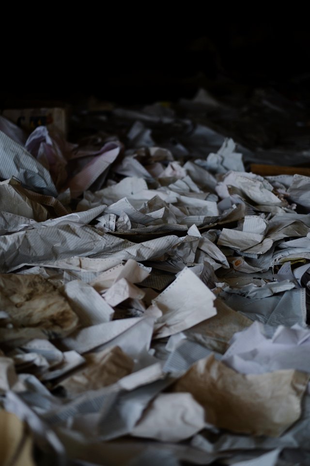Views inside the ruined Rashid Bank in Shingal in May of 2019, destroyed during war with the Islamic State 10