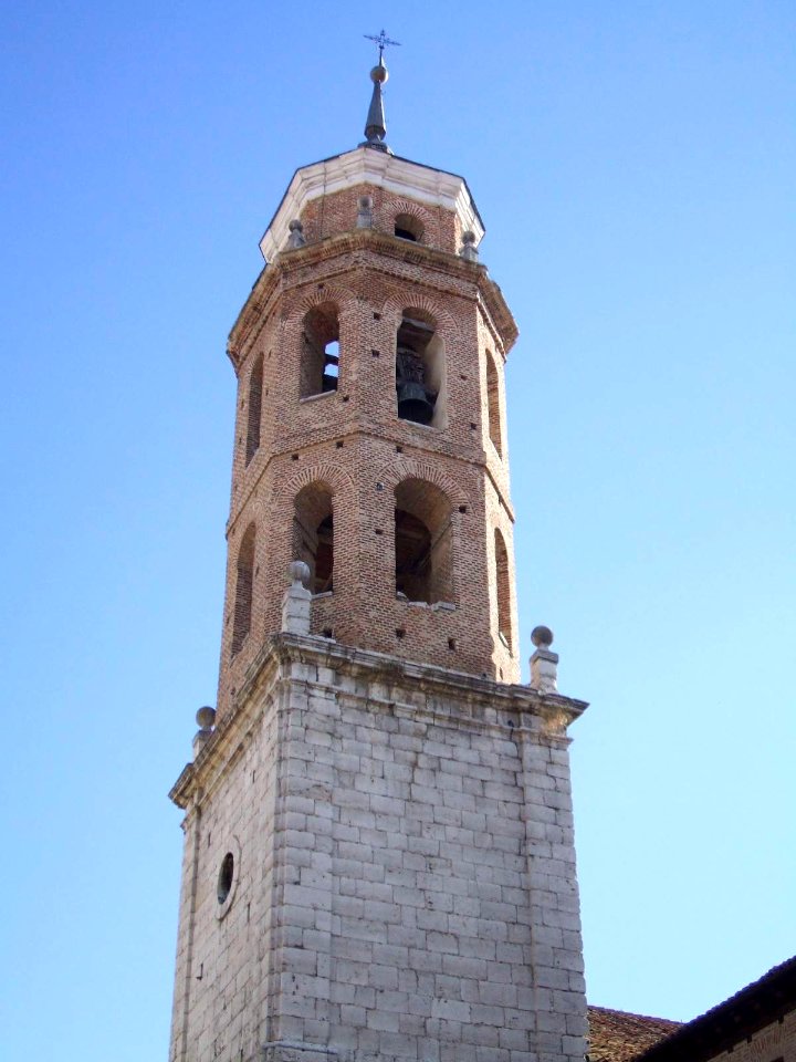 Valladolid - Iglesia de El Salvador 06b