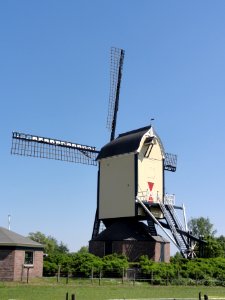 Valburg Rijksmonument 36725 molen Nieuw Leven (2)