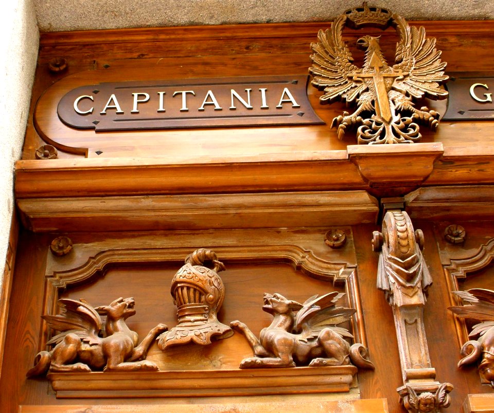 Valladolid - Antiguo Palacio Real, sede de la IV Subinspección General del Ejército 09