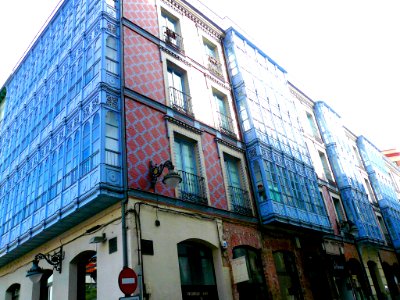 Valladolid - Edificio en la Calle Val nº 2 (01) 03