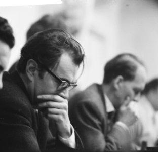 Vierde Ronde Hoogovensschaaktoernooi. Godfried Bomans, Bestanddeelnr 913-3989