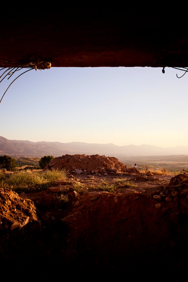 Views and details of Saddam Hussein's destroyed and vandalized villa near Sirsing 08