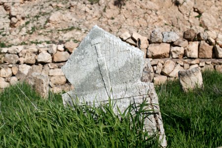 Views around Dween Castle, the cemetery and Ottoman-era fort at Dween village 27