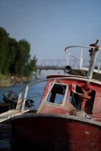 Views along the river Tigris in Mosul in 2019 when Moslawis go during the summer to cool down 08