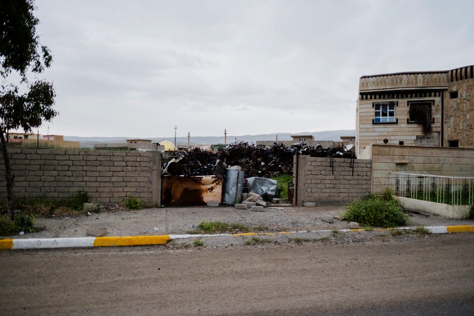 Views in May of 2019 around downtown Shingal at sunset 11