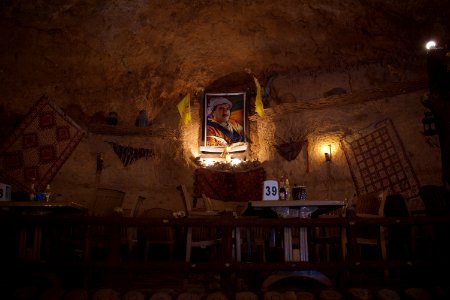 Views around the cafe at Inishke Cave near Sirsing in Duhok Governorate 08