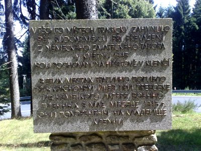 Výhledy - pomník (Jindřich Šimon Baar) Sovětský pomník v okolí A