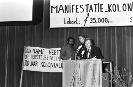 V.l.n.r. R. Dobru (pseudoniem voor Robin Raveles, secretaris PNR Suriname), Pie…, Bestanddeelnr 924-3737