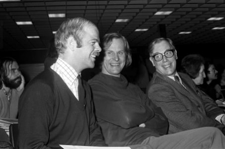 V.l.n.r. Bas de Gaay Fortman, partijvoorzitter Wouter van Dam en minister Trip, Bestanddeelnr 926-8480