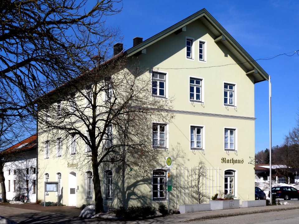 Vachendorf, Rathaus, 1