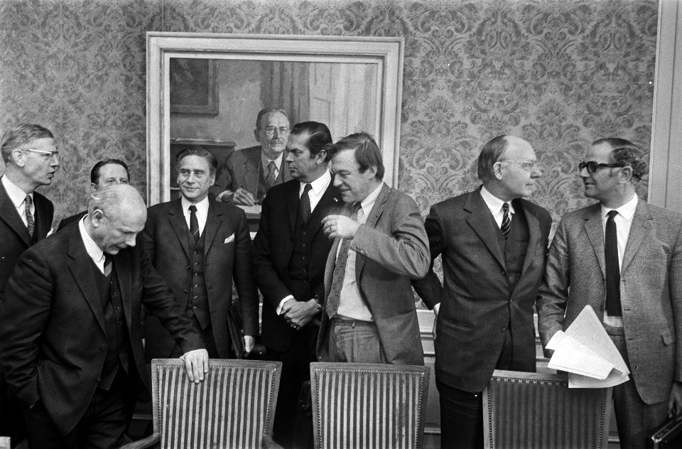 V.l.n.r. Joop den Uyl (PvdA), Gerard Veringa (KVP), Barend Biesheuvel (ARP), Han, Bestanddeelnr 924-3479