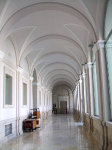 Valladolid - Patio del Convento de los Agustinos Filipinos (Museo Oriental) 06