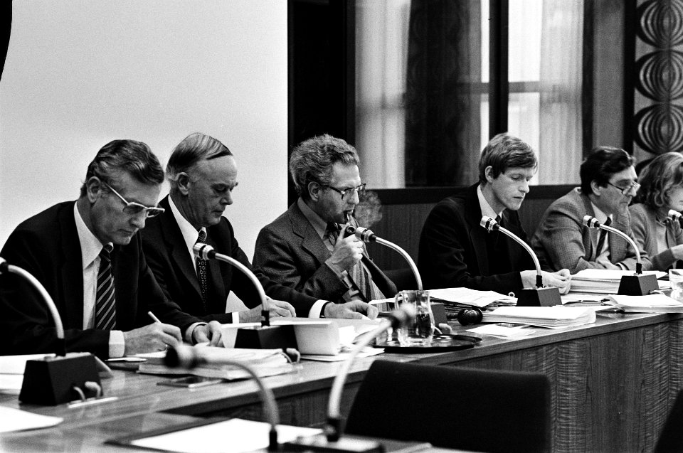 Vergadering van de Tweede Kamercommissie voor Ontwikkelingssamenwerking met onde, Bestanddeelnr 930-5795