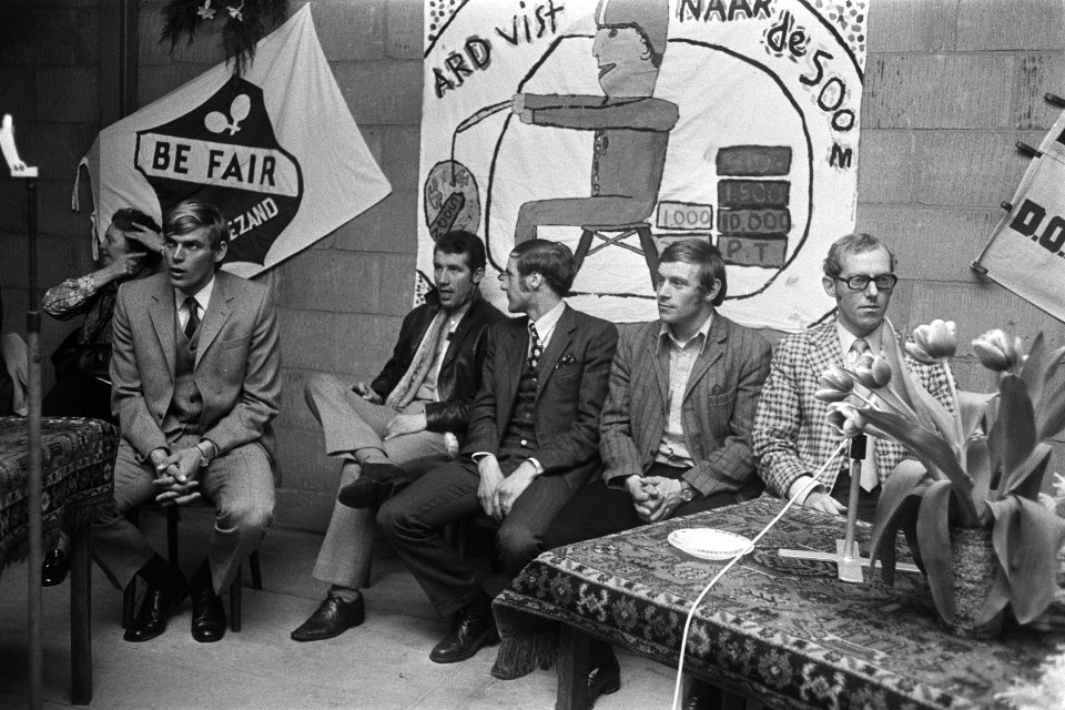 V.l.n.r. Ard Schenk, Kees Verkerk, Jappie van Dijk, Per Willy Guttormsen, Peter…, Bestanddeelnr 924-3627