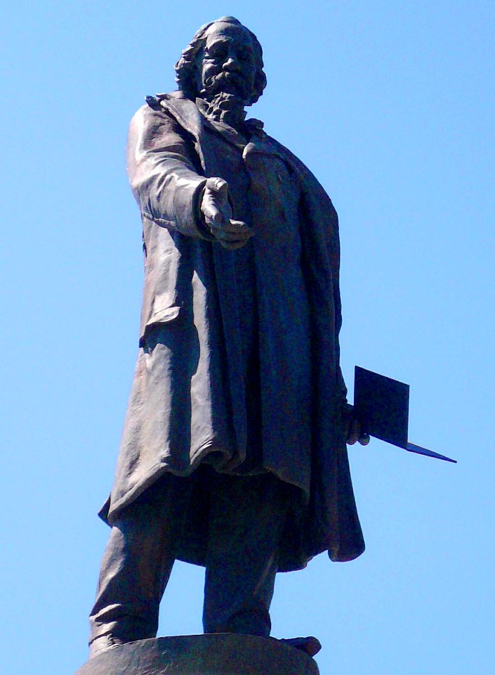 Valladolid - Monumento a José Zorrilla 6