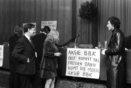 Vergadering van Mij. der Nederlandse Letterkunde over financiele positie van sch, Bestanddeelnr 923-3055