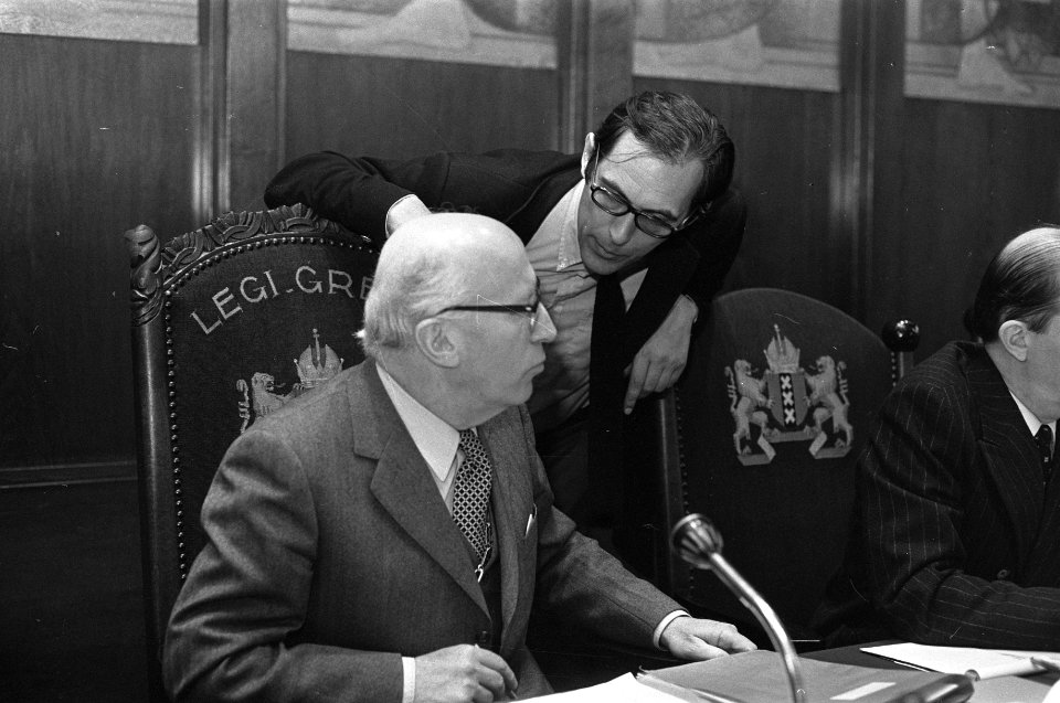 Vergadering Gemeenteraad van Amsterdam, Burgemeester Samkalden en Wethouder Lamm, Bestanddeelnr 926-1000