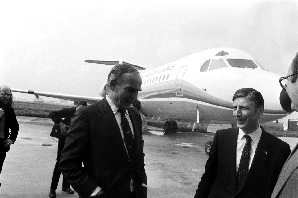 Verkiezingstoernee van Premier Van Agt in o.m. VU in Amsterdam, Van Agt bezocht ook de Fokker, Bestanddeelnr 931-4764