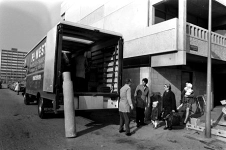 Verhuizing in Bijlmermeer, Bestanddeelnr 925-4651