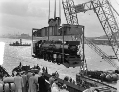 Verscheping van locomotieven naar Indonesie, Bestanddeelnr 904-7238