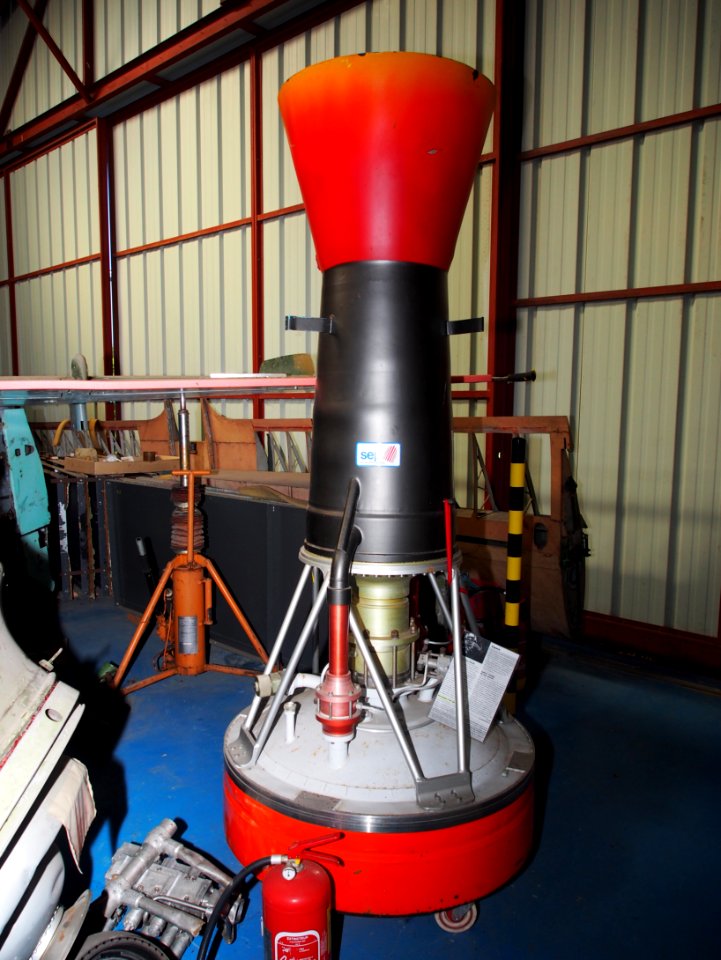 Vesta rocket engine Musée de l'Epopée de l'Industrie et de l'Aéronautique, pic2