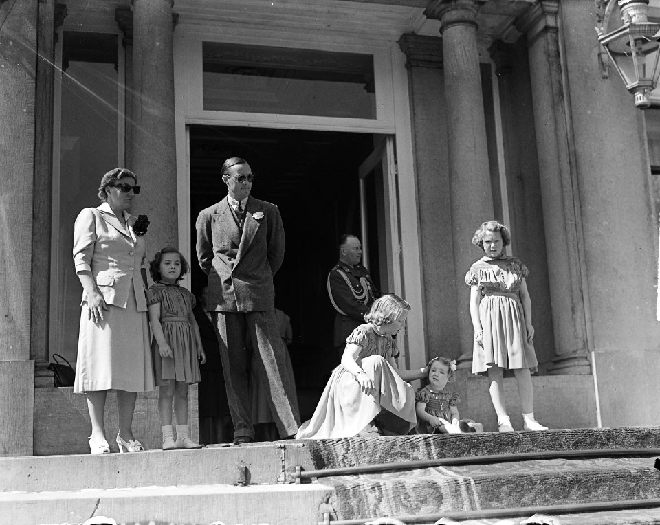 Verjaardag Koningin Juliana, Bestanddeelnr 903-9378