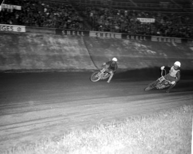 Vierlanden Speedway Races in Olympisch Stadion . Voorop Chum Taylor (Australie),, Bestanddeelnr 915-3416
