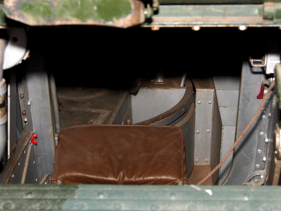 Vickers Mk VI in the Musée des Blindés, France, pic-3