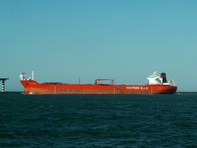 Vigdis Knutsen p5 leaving Port of Rotterdam, Holland 15-Jul-2006