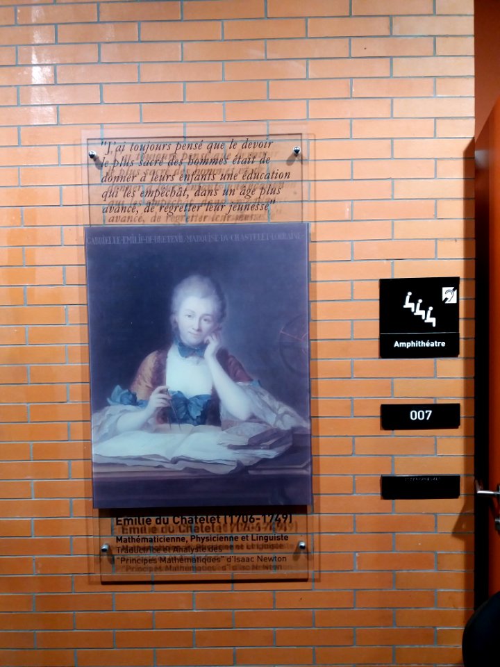 Villeurbanne - Bibliothèque Marie Curie - Plaque en hommage à Émilie du Châtelet