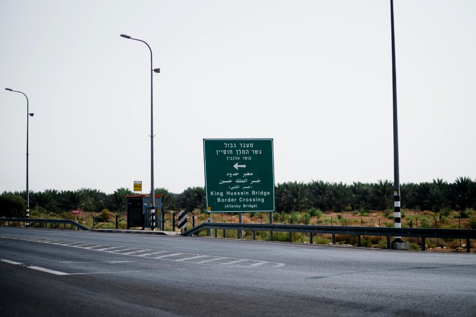 Views on the Israeli side of the bus stop near Allenby Border Crossing 09