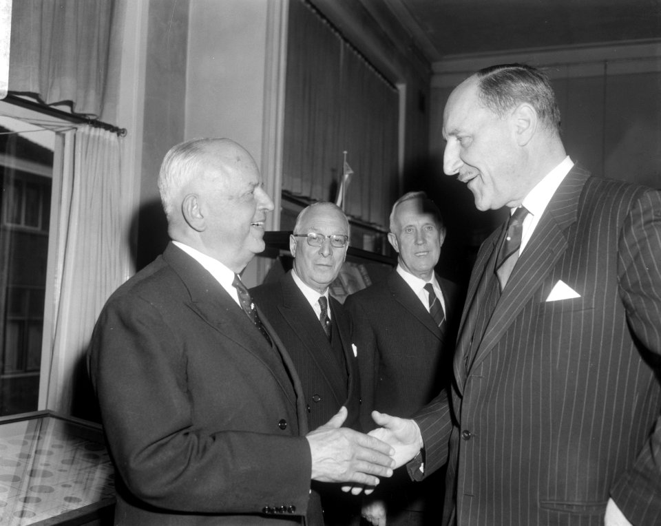Vijftig jarig bestaan Nederlands Historisch Scheepsvaartmuseum , Minister Luns i, Bestanddeelnr 919-1240