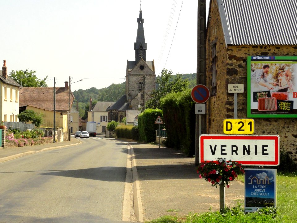 Vernie (Sarthe) entrée