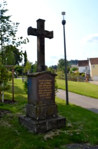 Wehingen, Wegekreuz vor St. Ulrich (1)