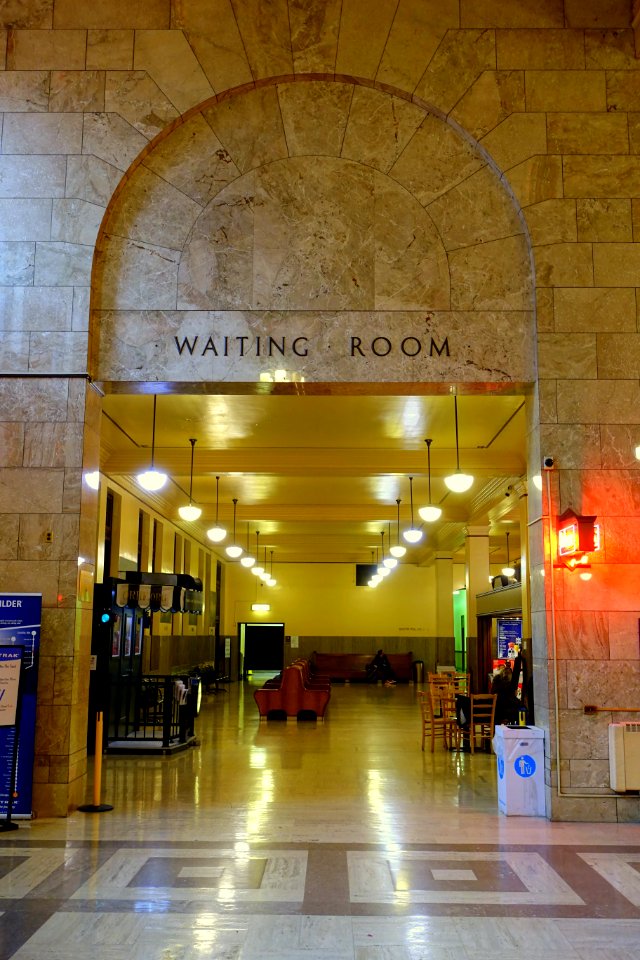 Waiting Room - Portland Union Station - Portland, Oregon - DSC01168