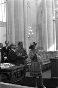 Werkbezoek van Prinses Beatrix en Prins Claus van drie dagen aan Overijssel, 1e , Bestanddeelnr 924-8530