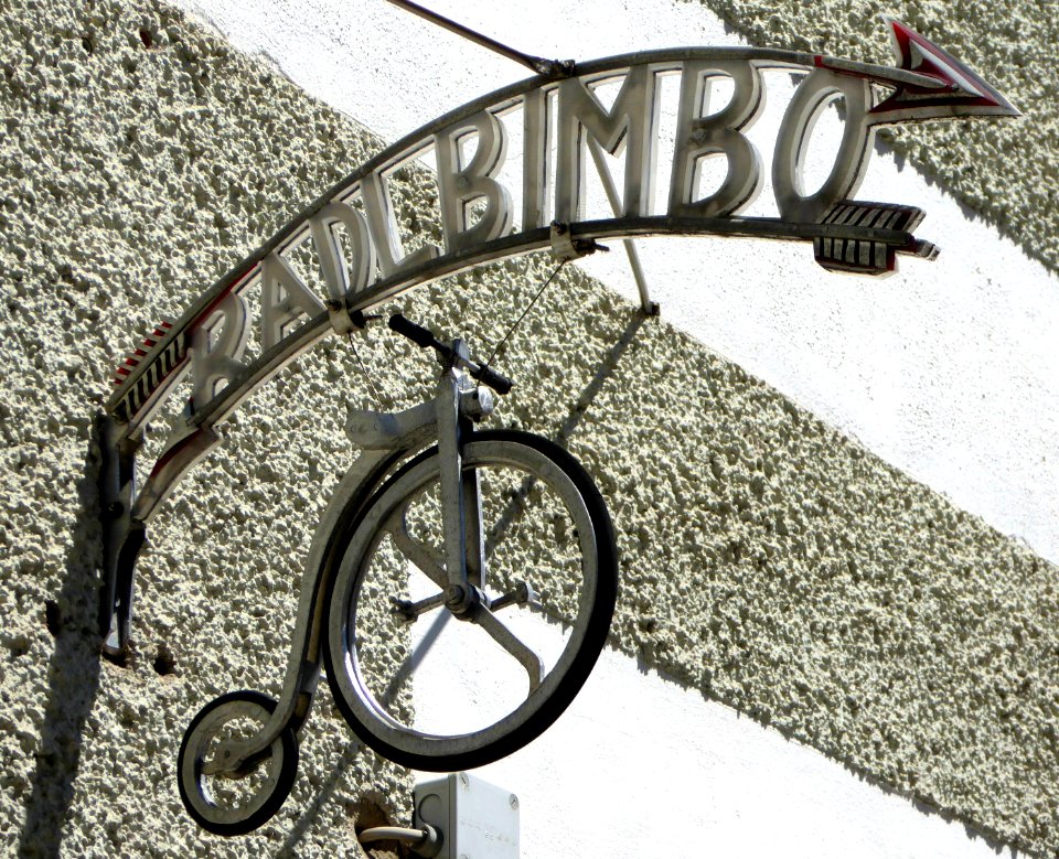 Weilheim, Rathausplatz 13, Nasenschild, 1