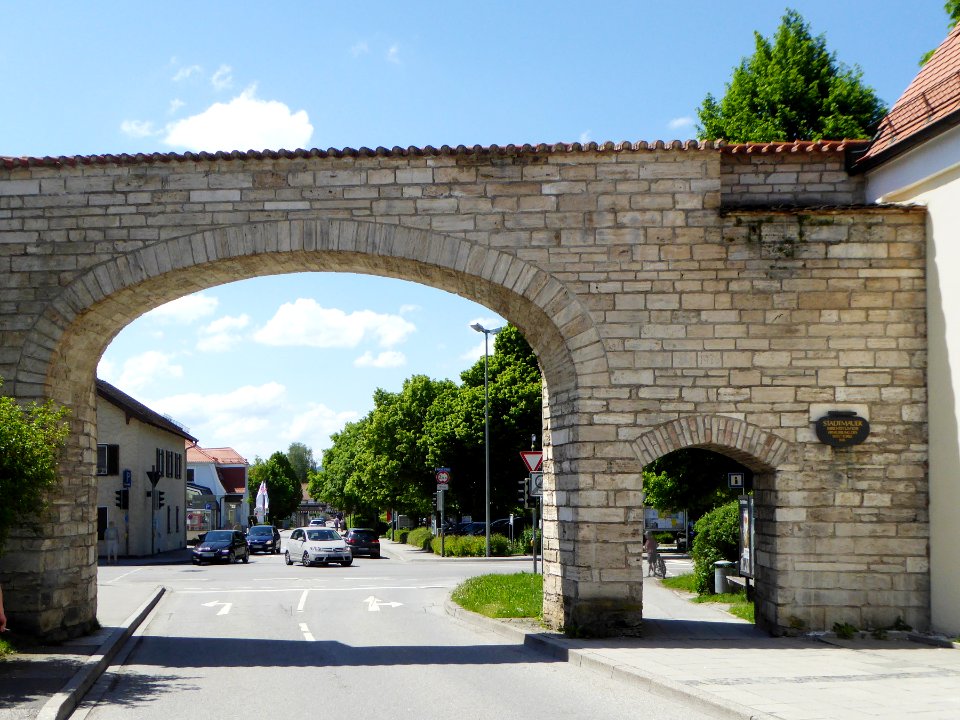 Weilheim, Cavaliergasse, Stadtmauer, 1