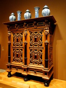 Wardrobe, about 1625-1650, Holland, oak with ebony and rosewood veneers - Cleveland Museum of Art - DSC09006