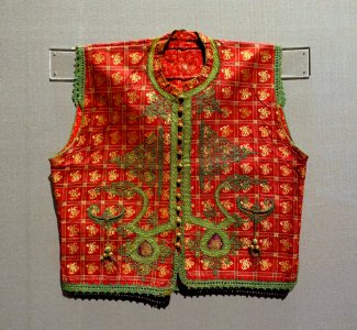 Waistcoat, Sumatra, Indonesia, 1900s AD, weaving with weft float pattern - Tokyo National Museum - Tokyo, Japan - DSC08813