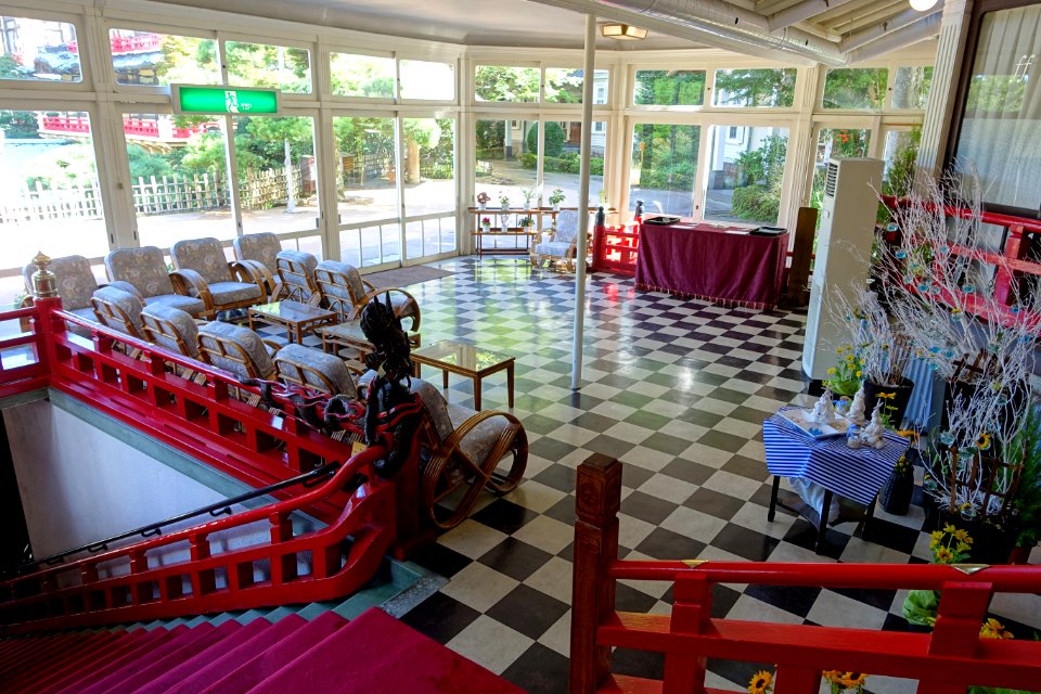 Waiting room - Fujiya Hotel - Hakone, Japan - DSC06188